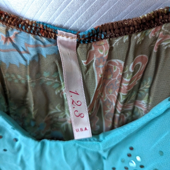 1.2.3. Camy - Picture 2 of 4